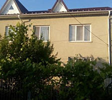 Продаётся 2-х этажный дом с автономным отоплением 150 кв. м. в городе