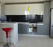 Vînd. Numărul de camere: Apartament cu 3 camere. Fond locativ: ...