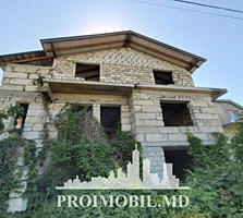 Vă propunem această Casă în 2 nivele sec. Codru, str. Bujorilor. ...