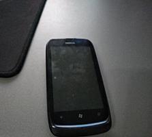 Продам мобильный телефон nokia lumia 610