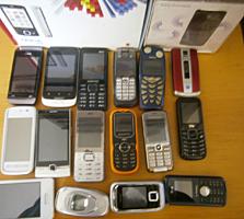 Продам б/у мобильные телефоны от 80 руб и блютузы. Есть и на запчасти.
