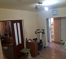 Spre vinzare se ofera apartament spatios cu 3 odai in sectorul ...