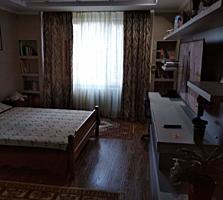 Spre vinzare se ofera apartament cu 1 odaie in sectorul Botanica. ...