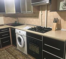 Spre vinzare se ofera apartament modern si spatios cu 3 odai in ...