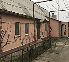 Дом в Парканах! Общая площадь дома 100кв. м. Участок 16 соток