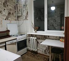 2-комн квартира, Красные Казармы, р-н Виктория, 4/5