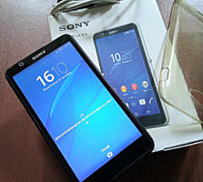 Sony Xperia E4 + силиконовый чехол 1000 лей