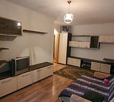 Camere separate. Mobilat. Mijloc. Agentii nu deranjati.
