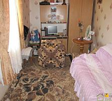 Половина 1-эт. котельцового дома 50+20 м2 времянка, 4 сотки, г. Бельцы