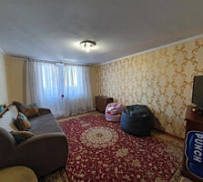 Vînd. Numărul de camere: Apartament cu 3 camere. Fond locativ: ...