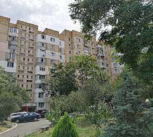 Va oferim spre vinzare apartament cu 2 odai in sectorul Centru al ...
