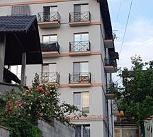 Se ofera spre vinzare apartament spatios cu 3 odai in sectorul ...