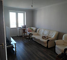 Se vinde apartament cu 2 dormitoare + living (92.3 m. p.) in sectorul
