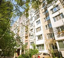 Se vinde apartament cu 3 camere, sectorul Botanica. Suprafata totala .