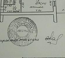 Срочно! Центр! 3/5 с переходной лоджией цена 15000у. е