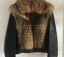 Продам куртку меховую (волк) Франция
