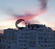 Vînd. Numărul de camere: Apartament cu 3 camere. Fond locativ: ...