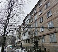 Vânzare apartament în bloc locativ secundar, amplasat în sectorul ...