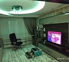 Продам квартиру 3-комнатную