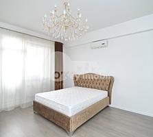Oferim spre vânzare un apartament spațios și superb, situat în ...