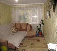 2-комн квартира, Правда, 1/4, с ремонтом, м-н "5 Карманов"