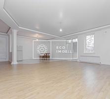 Se vinde apartament cu trei odăi și living în casă de tip club, ...