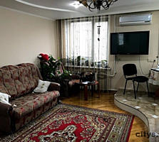 Vînd. Numărul de camere: Apartament cu 3 camere. Fond locativ: ...