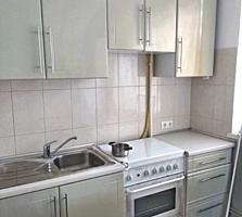 Vind apartament(59m2) cu 3 camere in or. Drochia, etajul 3 din 5.