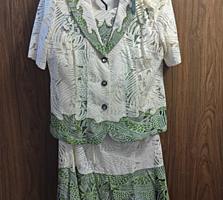 Продам женские костюмы, платья, пиджаки