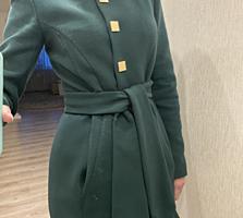Продам пальто демисезонное