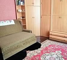 Se vinde jumatate de casă
