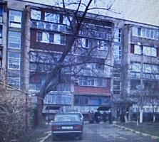Продам 2-х квартиру в центре Дубоссар