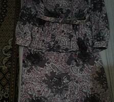 Продается ФИРМЕННЫЙ ОРИГИНАЛЬНЫЙ костюм б\у 48- 50 размер отличное вид