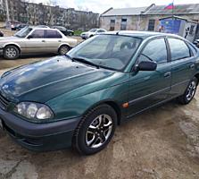 Продам автомобиль Toyota Avensis 2000 года