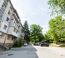 Se vinde apartament cu 2 odai in sectorul Buiucani. Suprafata ...