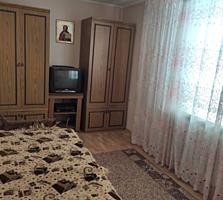 Продается двухкомнатная квартира в центре. Торг!!!