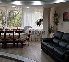 Vînd. Numărul de camere: Apartament cu 3 camere. Fond locativ: ...