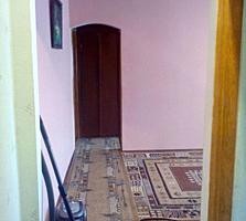 Vind apartament cu 3 odai. Nu este agentie!!!!