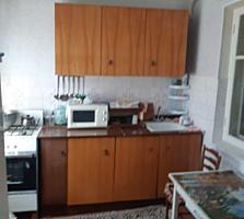 Срочно! Продам 2комн. кв. 54м2 возле терминала 1/2! 14700 €