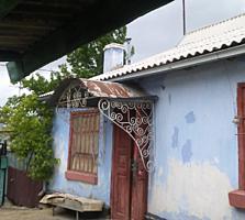 Саманный дом в районе фабрик сувениров