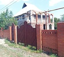 Продается 2-х этажный дом
