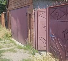 Дом в Парканах. 15 соток, с удобствами!!