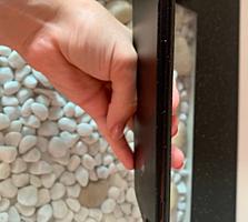 Продам срочно iphone 7 plus на 32 GB+4 чехла в подарок!