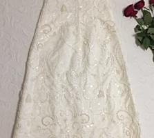 Вечернее платье размера 42-44 / Rochie de seară mărimea 42-44