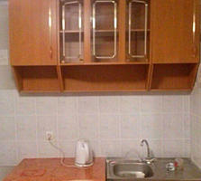 Apartament are toate conditiile proprie str. Sadoveanu 26/1