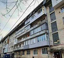 Spre vinzare se ofera apartament cu 2 odai in sectorul Buiucani, bd. .
