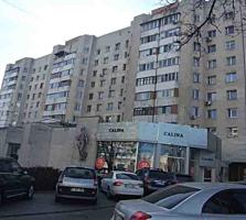 Se vinde apartament cu 3 odai, amplasat în Centrul capitalei. Bloc ...