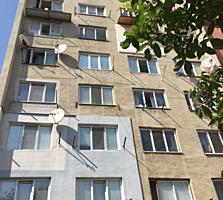Va prezentam spre vinzare apartament in sectorul Botanica. Suprafata .