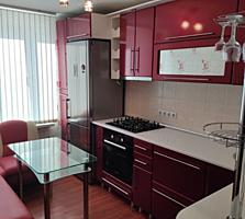 Квартира в центре с ремонтом, мебелью и быт. техникой 13800 у. е