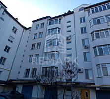 Se vinde apartament cu 3 camere, amplasat în sect. Buiucani, pe str. .